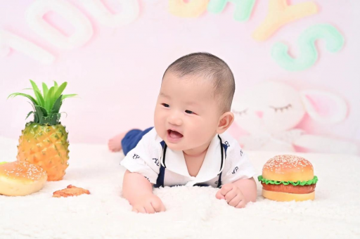 衢州宝宝眼角红血丝 衢州宝宝眼角红血丝